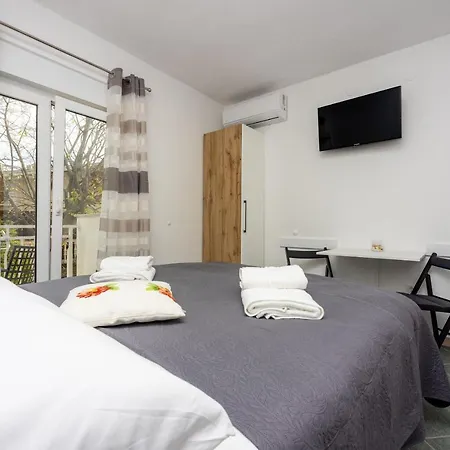 Apartman Porto *